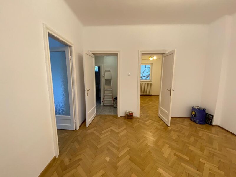 Cotroceni, Bucuresti, 5 camere in vila, 1+M; renovat, 1100 euro